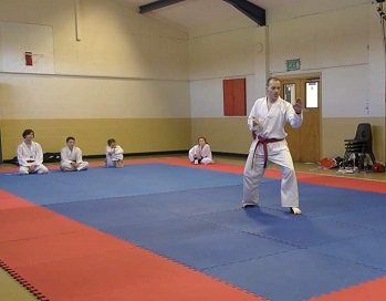 Andy showing form